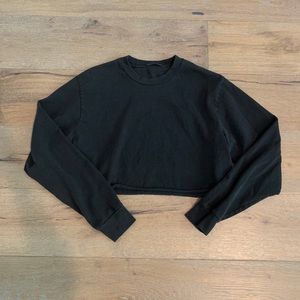 Brandy Melville Cropped Long Sleeve Tshirt